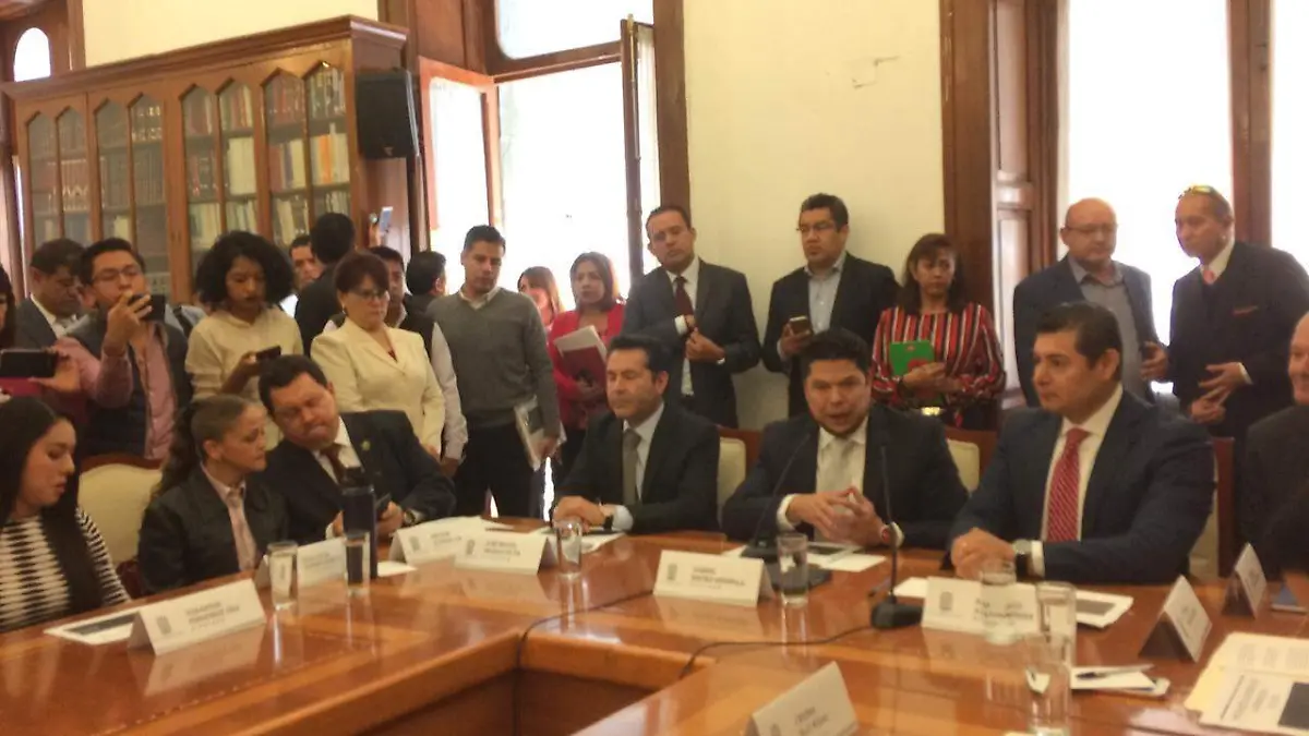 alejandro armenta en el congreso